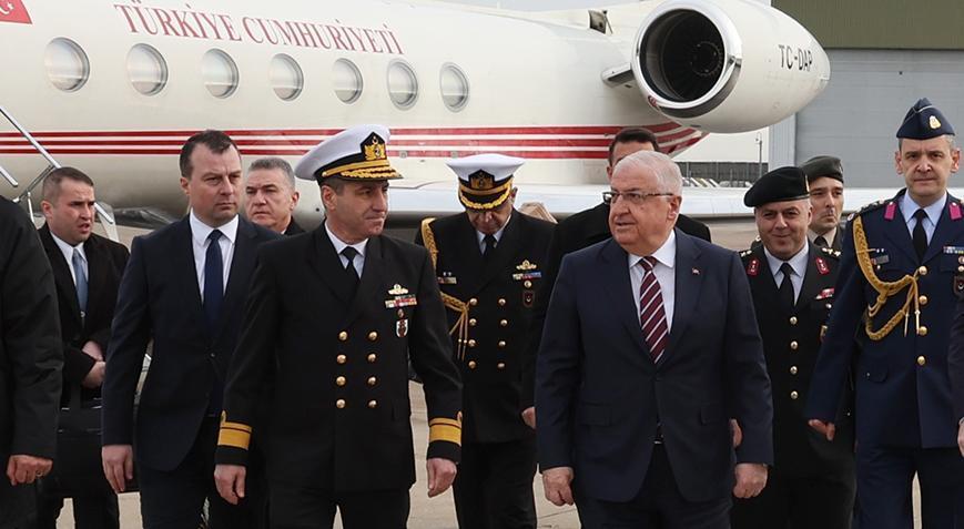 Milli Savunma Bakanı Yaşar Güler, İngiltere’de