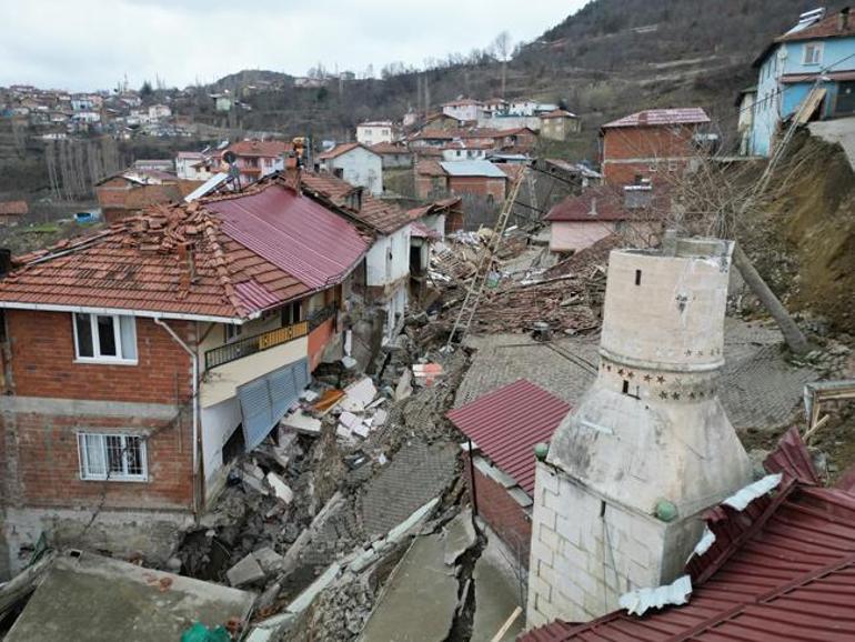 'Ne heyelan ne de toprak kayması, yer altındaki ana faylar harekete geçti'