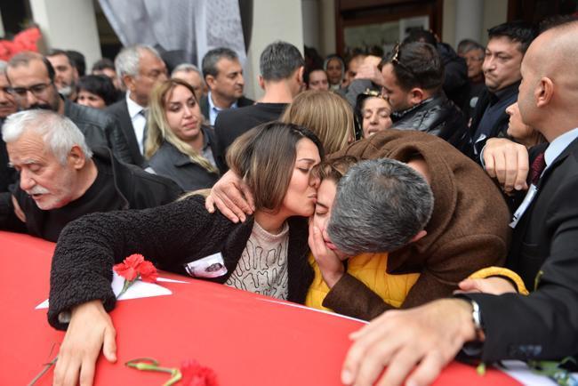 Belediye binasında öldürüldü! Zeydan Karalar: Bunun arkasında başka bir şey var