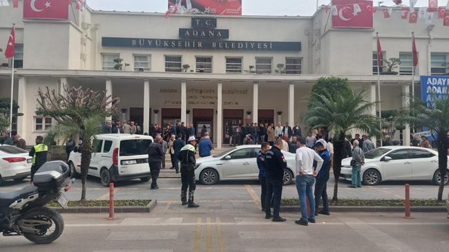 Belediye binasında öldürüldü! Zeydan Karalar: Bunun arkasında başka bir şey var