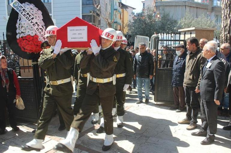 Kıbrıs gazisi Yonis Akkaplan son yolculuğuna uğurlandı