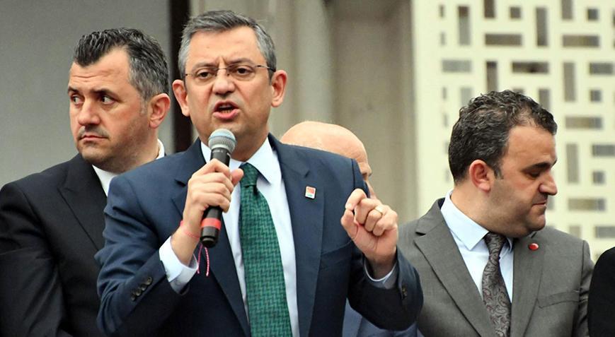 CHP Genel Başkanı Özgür Özel, STK temsilcileri ile bir araya geldi