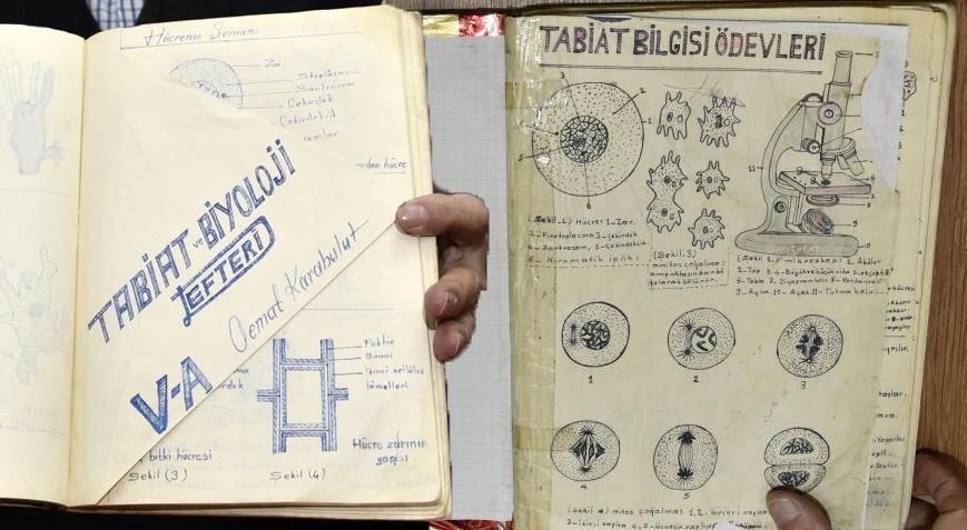 58 yıllık defter öğrencileri şaşkına çevirdi! Özel dolapta muhafaza ediliyor