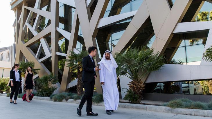 BAE’de ramazan nedeniyle çalışma saatleri kısaltıldı