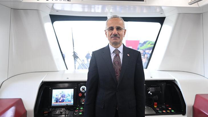 Bakan Uraloğlu açıkladı: Arnavutköy-İstanbul havalimanı metro hattı yarın açılıyor!
