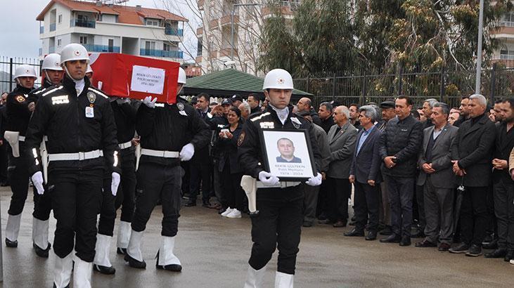 Görev başında hayatını kaybeden polis için tören düzenlendi