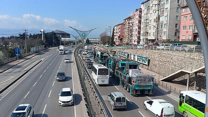 Kocaeli'de zincirleme kaza! Yaralılar var