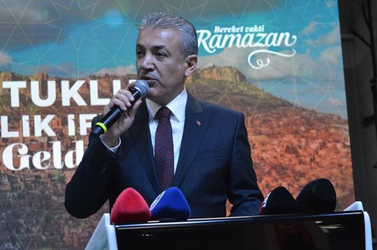 Mardin'de farklı dinlerin temsilcileri iftar sofrasında buluştu! ' Bu iftar kardeşliğimizin iftihar tablosudur'