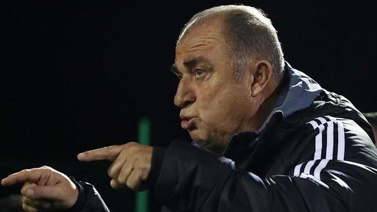 Yunanistan'da Fatih Terim'e sert eleştiri: Anlaşılmaz karar!