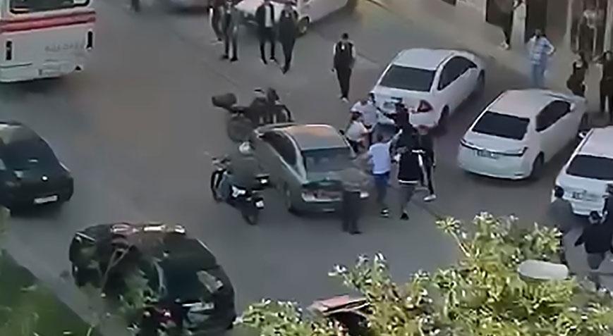 Tartıştıkları sürücüye eşinin yanında dehşeti yaşattılar! Şehir eşkıyaları kaçamadı