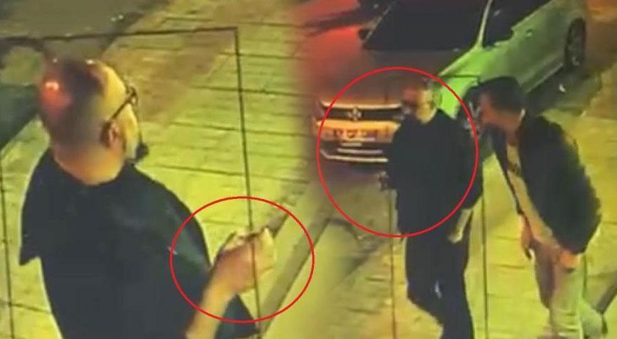 Rahatlığı ‘pes’ dedirtti! Silahla kahvehane basıldı, çayını içmeye devam etti