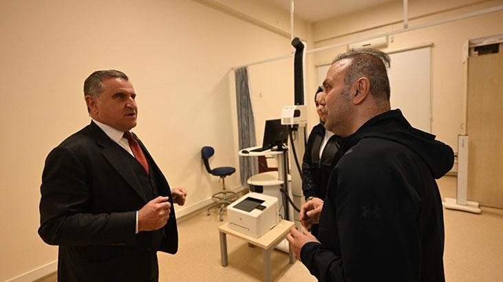 Bakan Bak’tan Sporcu Sağlığı ve Performansı Merkezi’ne övgü