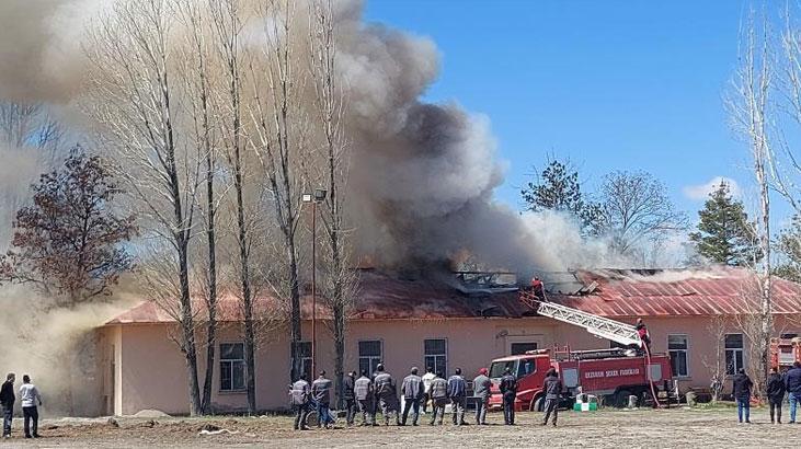 Erzurum Şeker Fabrikası’nda korkutan yangın