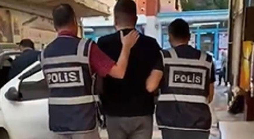 Yasa dışı silah ticareti yapan sevgililer yakalandı