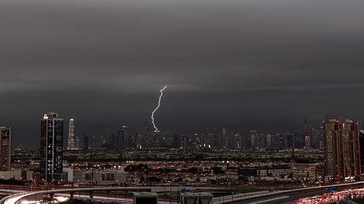 Dubai’deki sele bulut tohumlaması mı neden oldu?