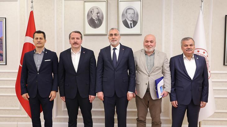 Bakan Işıkhan, Memur-Sen heyetiyle bir araya geldi