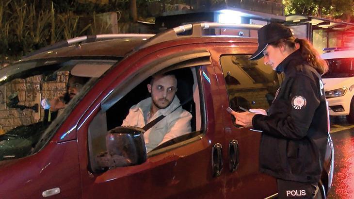 Kadıköy’de polis ekipleri ‘huzur’ denetimi gerçekleştirildi