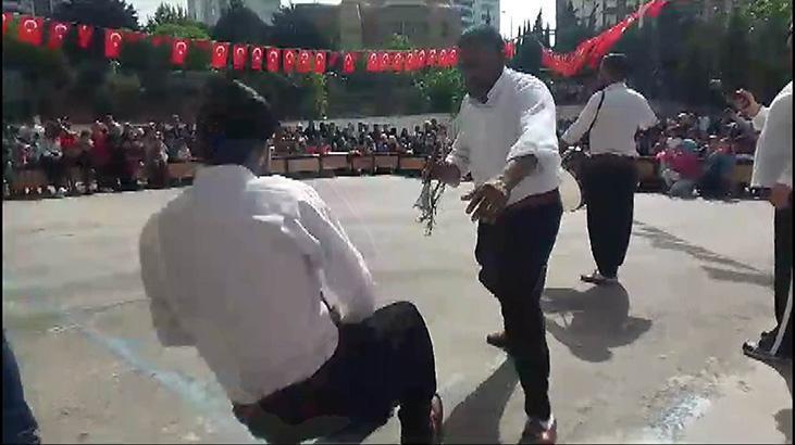 23 Nisan töreninde korkutan anlar! Kameraların önünde bayıldı