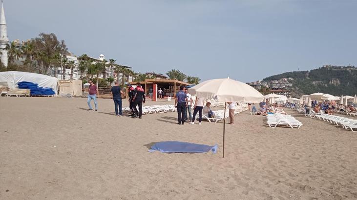 Antalya’da sahilde güneşlenen turistin öldüğü belirlendi