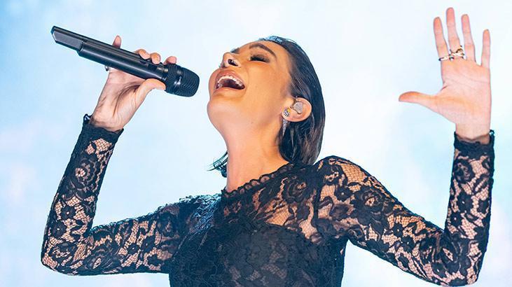 Sıla’nın 23 Nisan sürprizi ‘Arkadaşım Eşek’