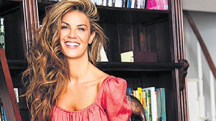 Çocuklara kitap okuyacak