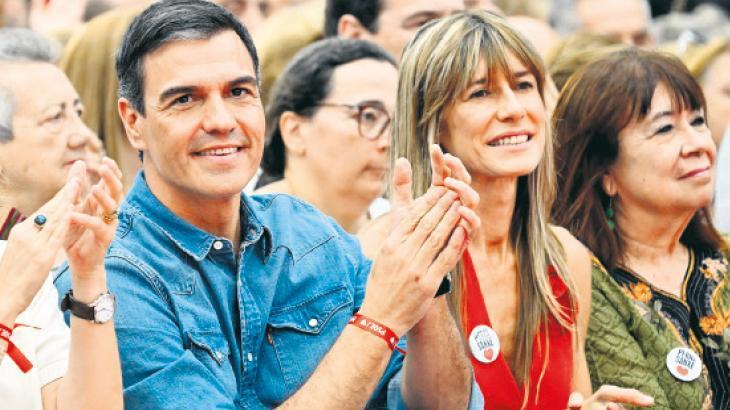 Sanchez kalmaya karar verdi