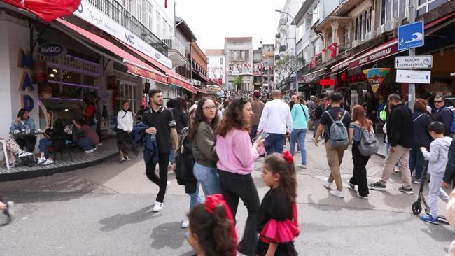 Binlerce kişi 'Azap yokuşu'na akın etti: Bütün dileklerim gerçek oldu