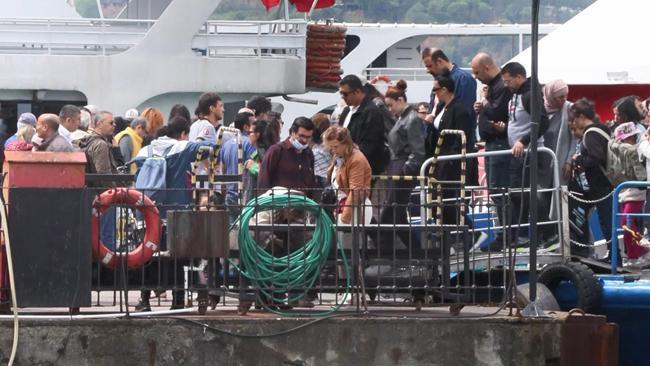 Binlerce kişi 'Azap yokuşu'na akın etti: Bütün dileklerim gerçek oldu