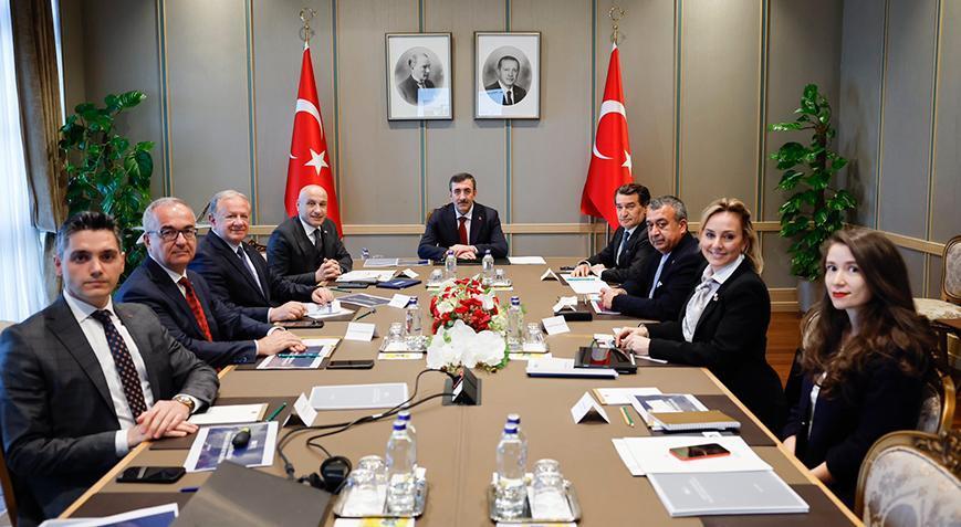 Cumhurbaşkanı Yardımcısı Yılmaz TİM Başkanı Gültepe ile bir araya geldi