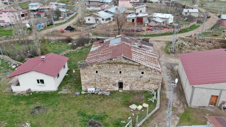 Tarihi kiliseye ünlü sanatçılar talip oldu