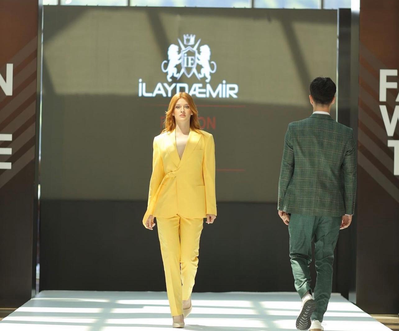 İlayda Emir den Boğaz’da Göz Alıcı Defile