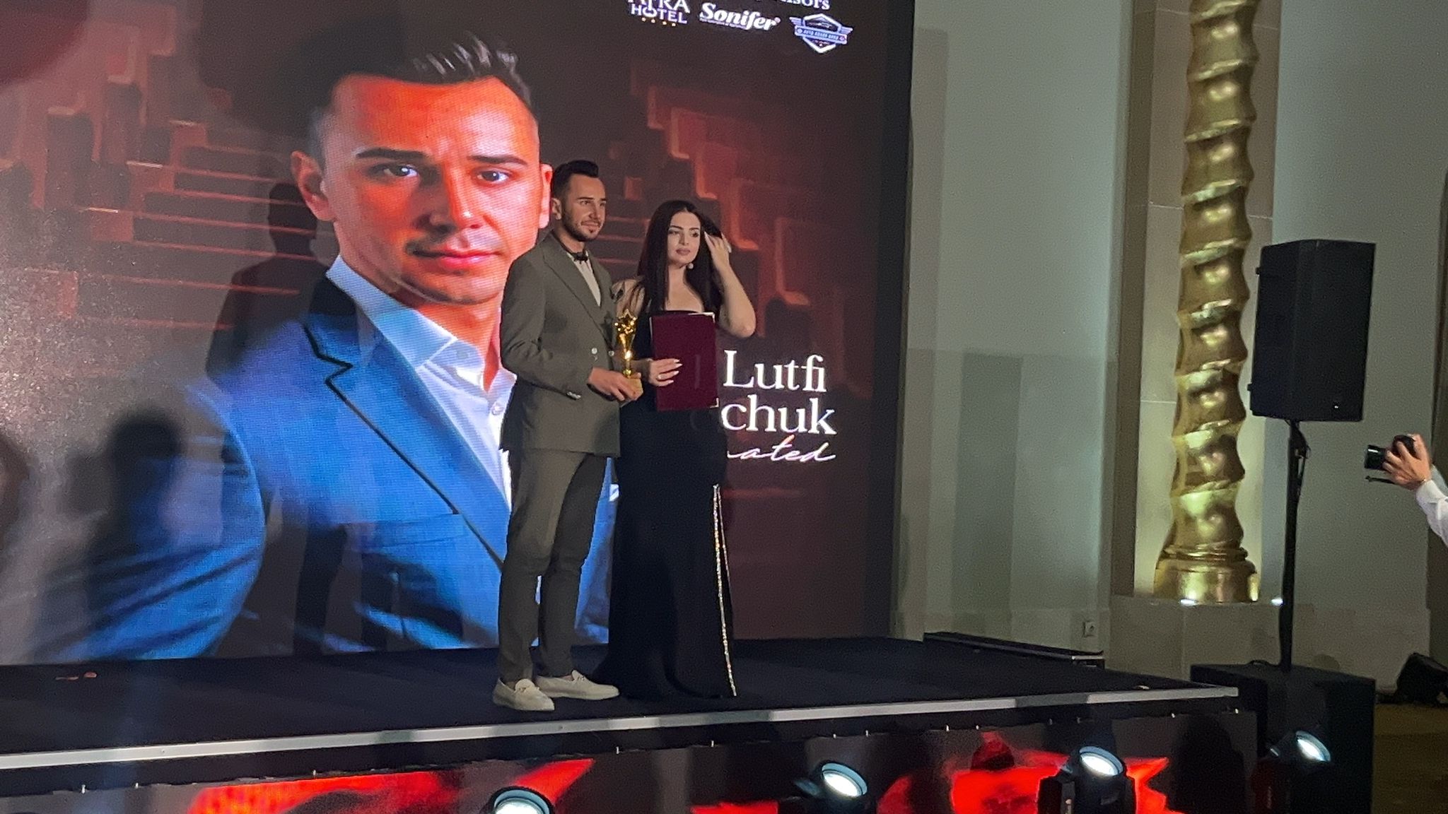 Lütfi Selçuk’tan Büyük Başarı: Türk Dünyasının En İyi Şefi Ödülü Kazandı