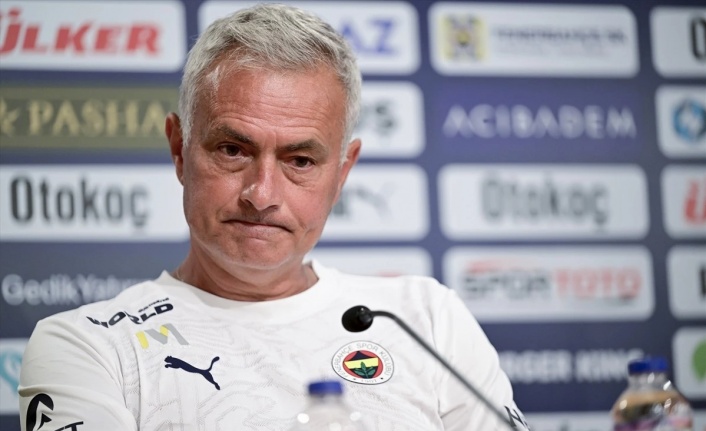Mourinho’nun Patlayarak Tepki Gösterdiği Soru: Neden Hala Bu Konuya Takıldınız?