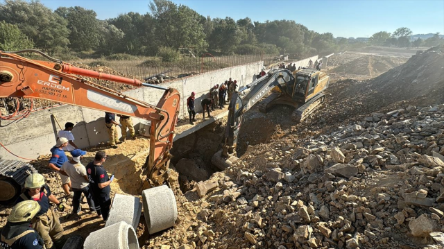 Tuzla’da Bir Şantiyede Kanal Kazısında Göçük: 2 İşçi Hayatını Kaybetti