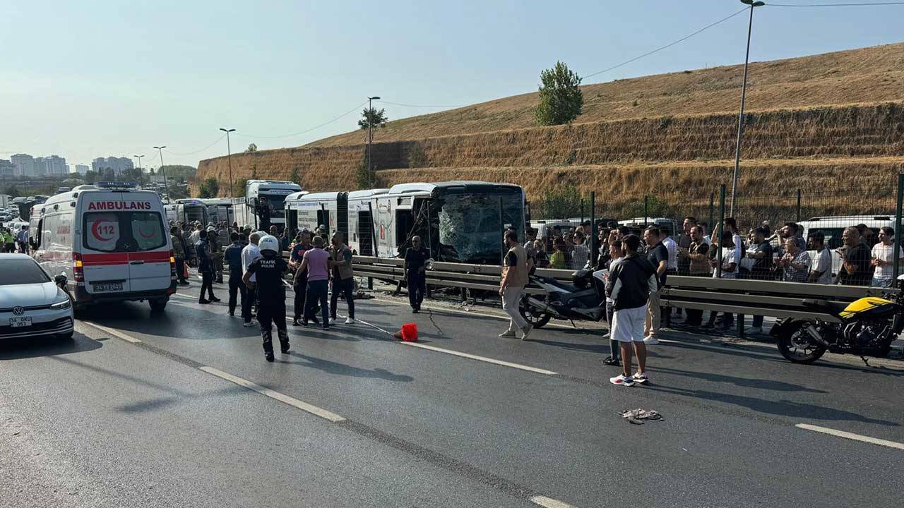 Küçükçekmece’de Metrobüs Kazası: 10 Yaralı, 5’inin Durumu Kritik