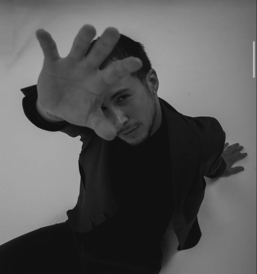 Berkay Turhan: Sanata Olan Tutkusu ve Kariyer Yolculuğu