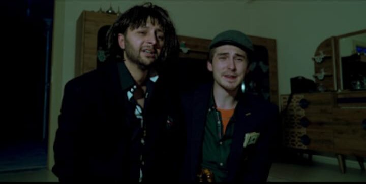 Beyaz Zenciler: İlk Kural, Gülme