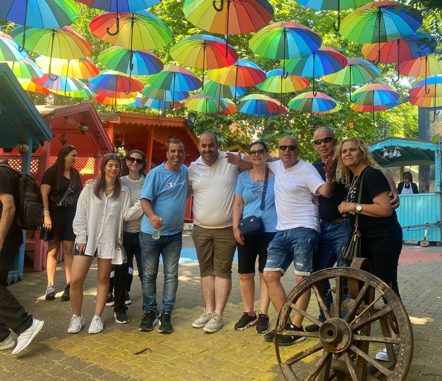 ÇAĞLA VİP TURİZM SEYAHAT ACENTASI’ndan Özel VIP Araç ve Şoför Hizmeti ile Konforlu Yolculuk