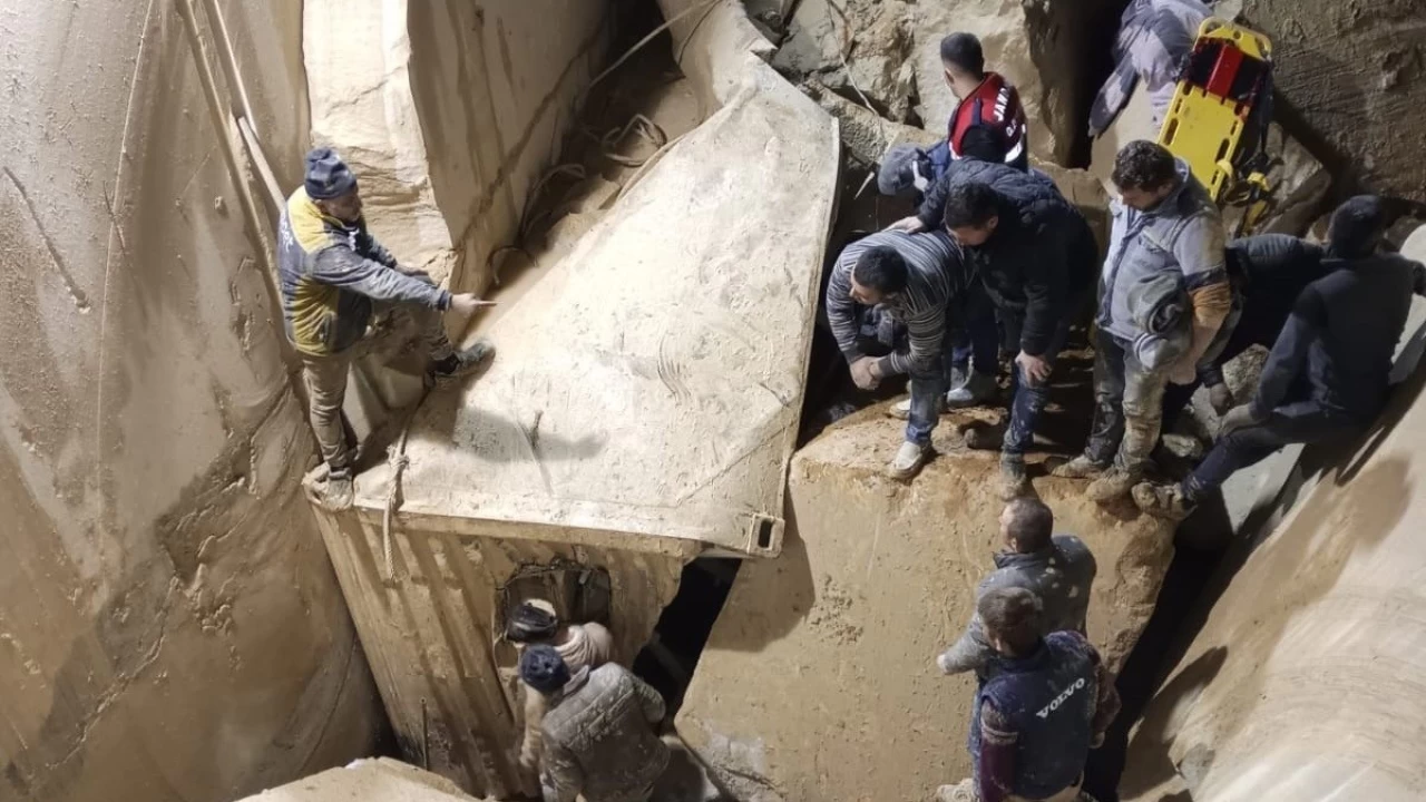 Balıkesir’de Mermer Ocağında Göçük: 2 İşçi Hayatını Kaybetti