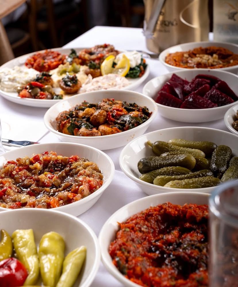 KADIKÖY’DE AFFAN OCAKBAŞI: HATAY LEZZETLERİNE AÇILAN KAPI