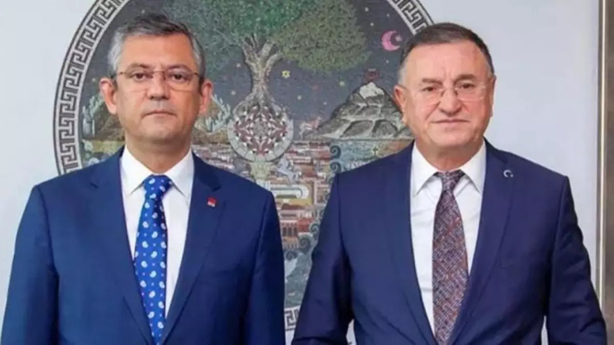 Lütfü Savaş’tan Özgür Özel Hakkında Suç Duyurusu