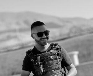 Ceyhan Belediyesinden Sahnelere: Yusuf Atak'ın İlham Veren Yolculuğu