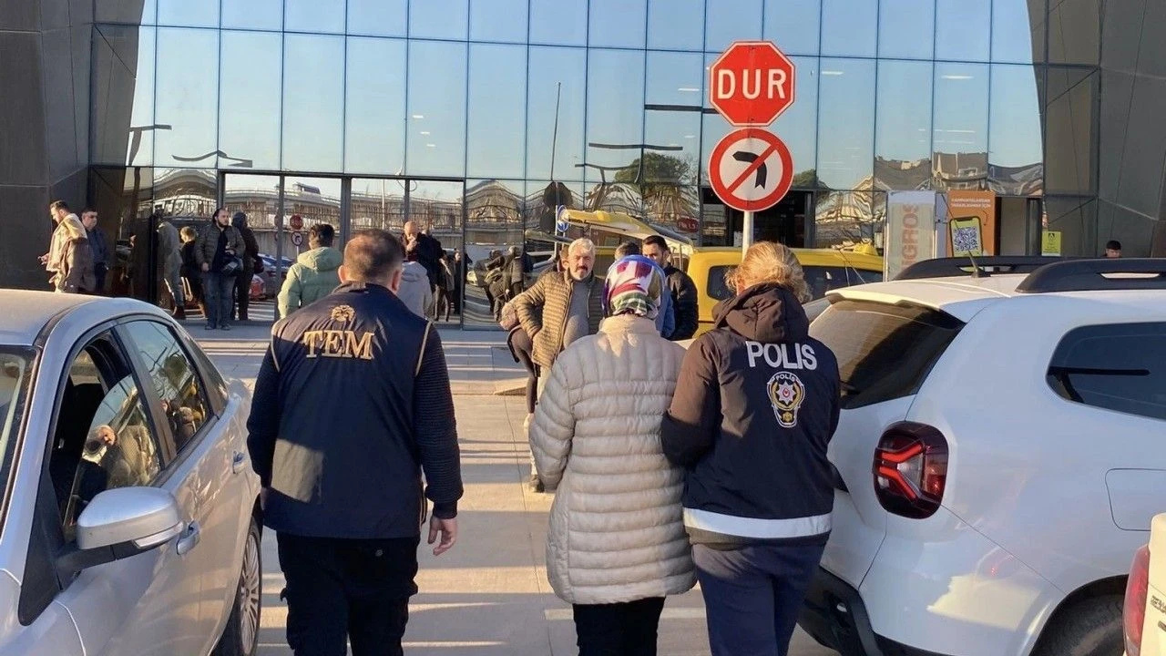 Müebbet Hapis Cezası Alan Şahıs AVM’de Alışverişte Yakalandı