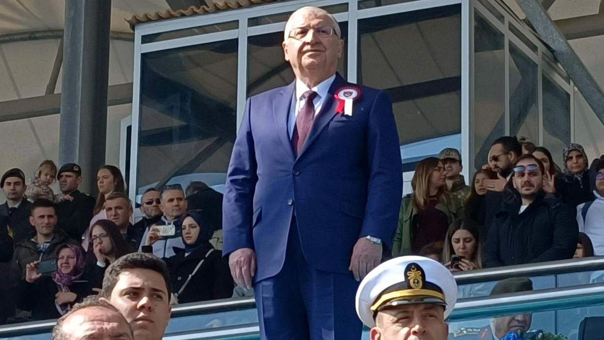 PKK koşulsuz olarak silahları teslim etmeli