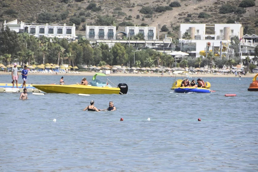 Bodrum da Sahiller Doldu Deniz Sezonu Açıldı