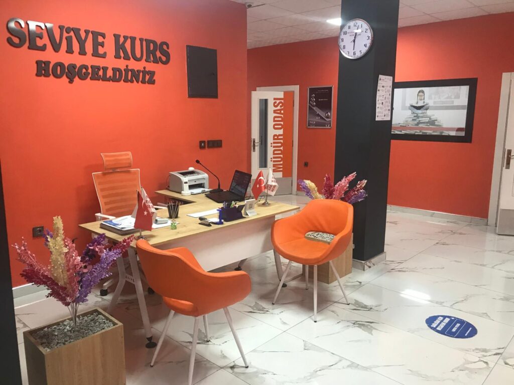 Seviye Kurs Donanımlı ve Vatansever Bireylerle Türkiye’nin Yarınına Katkı