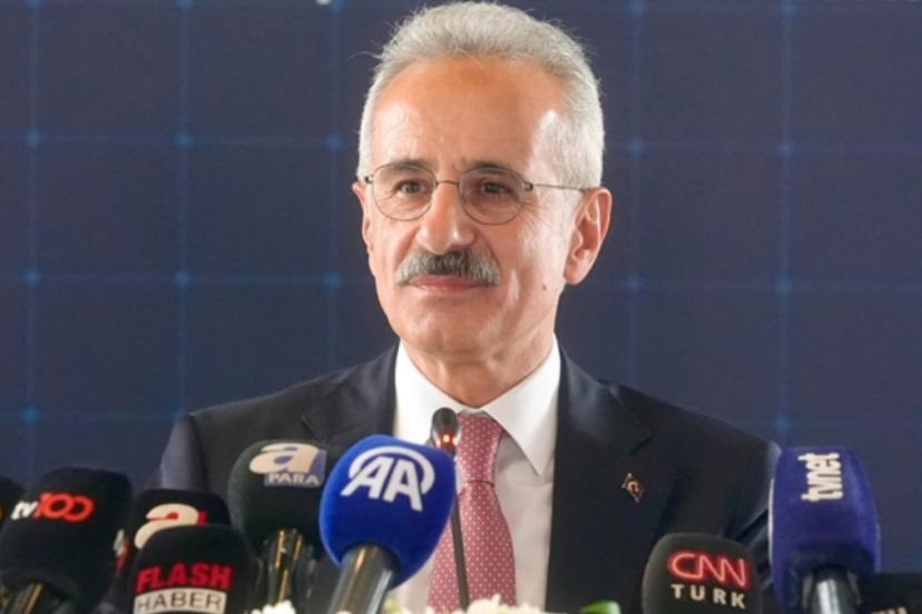 Abdulkadir Uraloğlu: Pilot lisansı için esnek başvuru ve iki aşamalı sınav sistemi 15 Ağustos’ta başlıyor