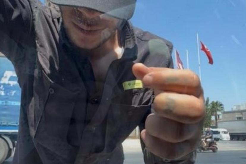 Adana’da cam silen şahıslar sürücüleri rahatsız ediyor