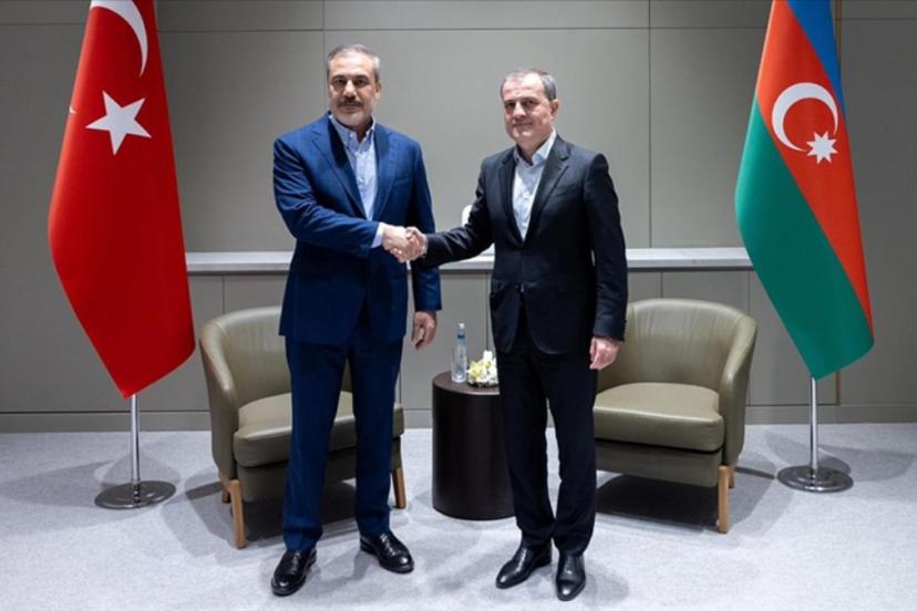 Dışişleri Bakanı Fidan, Azerbaycanlı mevkidaşı ile görüştü