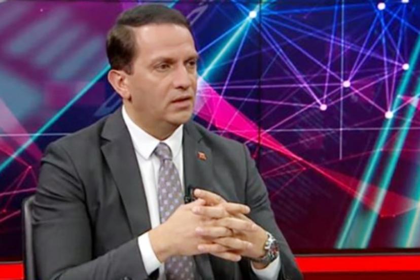 Mücahit Birinci ve Nedim Şener arasında küfürlü kavga çıktı